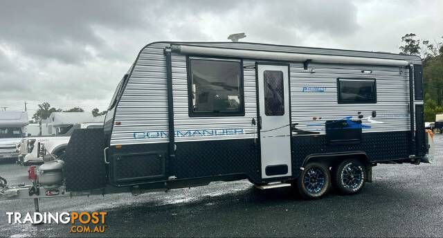 USED 2015 PARAMOUNT COMMANDER SEMI OFF ROAD CARAVAN 2 AXLE