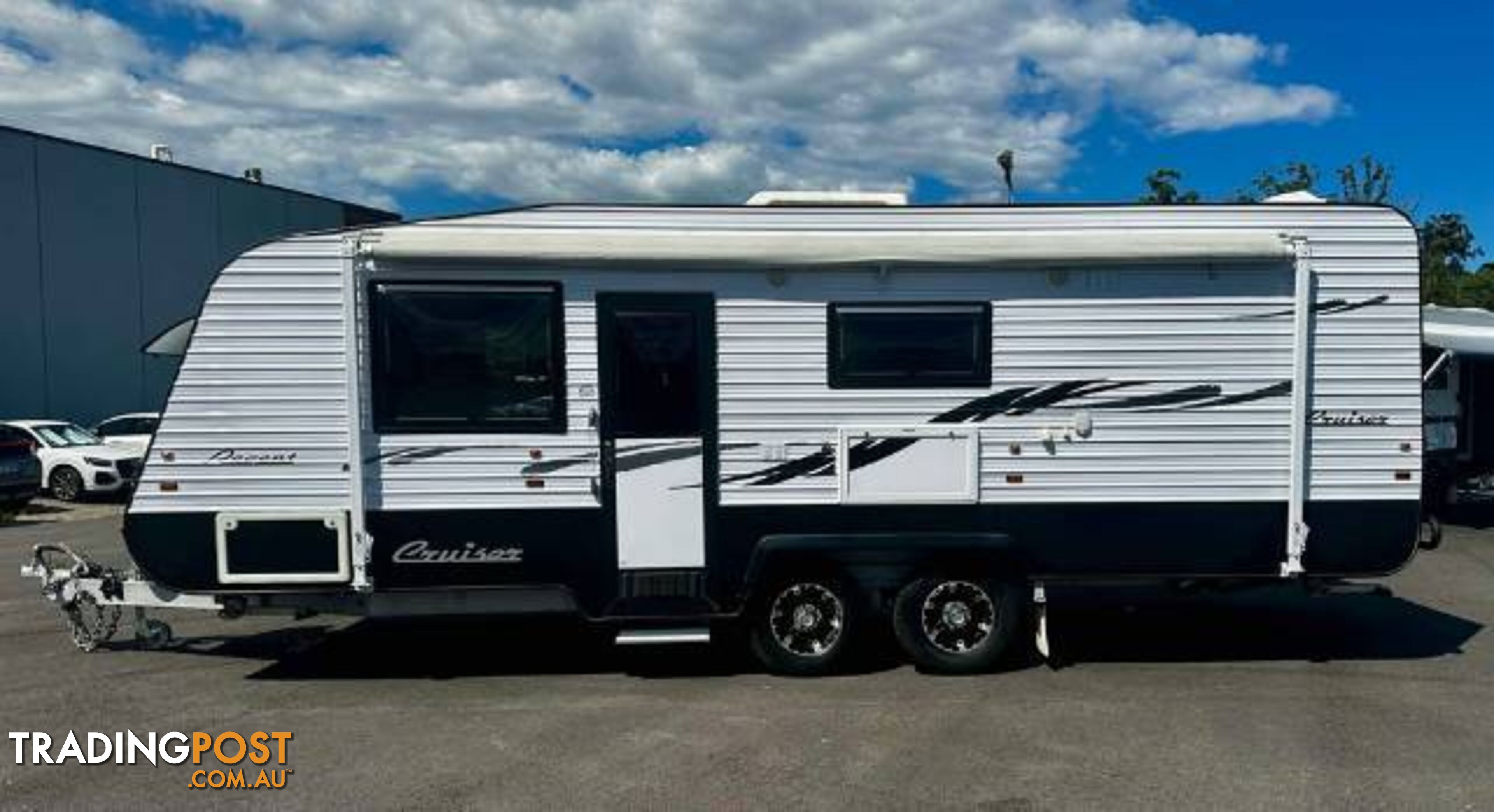 USED 2014 REGENT CRUISER CARAVAN