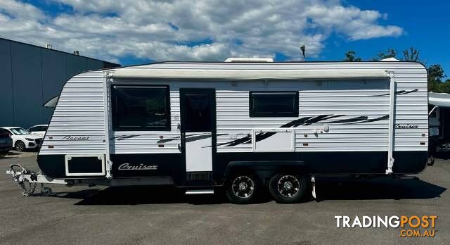 USED 2014 REGENT CRUISER CARAVAN