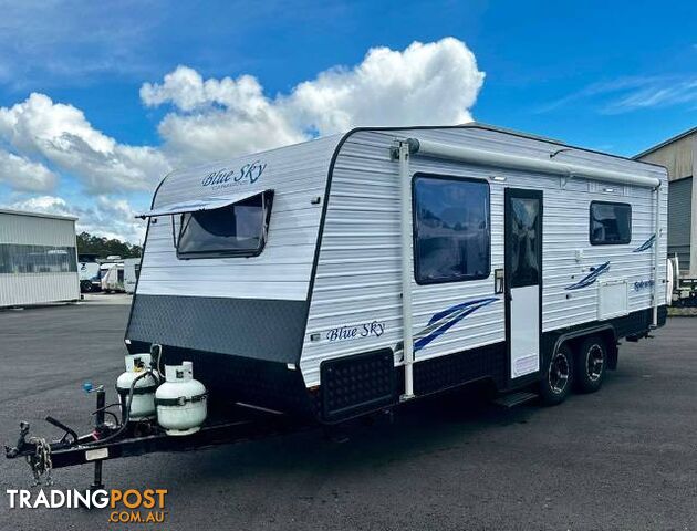 USED 2013 BLUE SKY SPLENDOUR 196 CARAVAN 2 AXLE