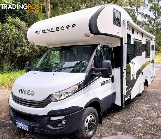 USED 2020 WINNEBAGO JERVIS SINGLE BEDS MOTORHOME MOTORHOME