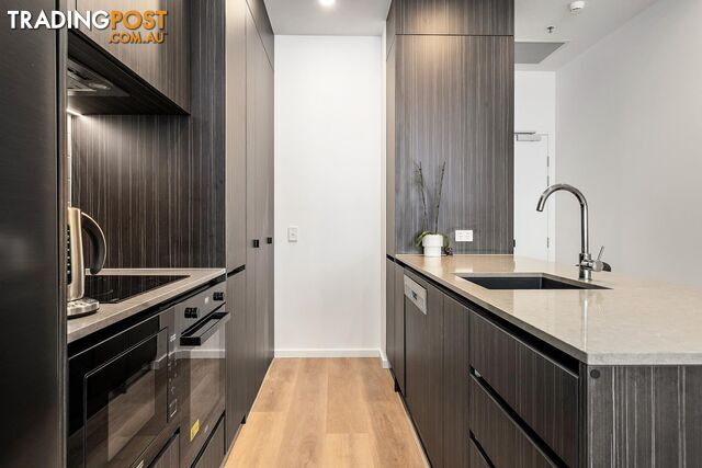 27/17 Captain Cook Crescent GRIFFITH ACT 2603 - photo 4 of 12