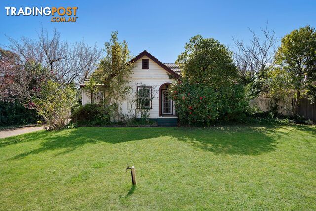 10 Toms Crescent AINSLIE ACT 2602