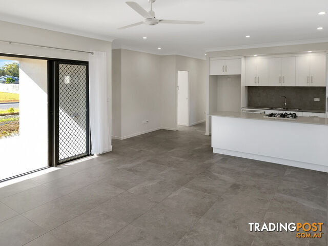 27 Summer Street MAREEBA QLD 4880 - photo 5 of 13