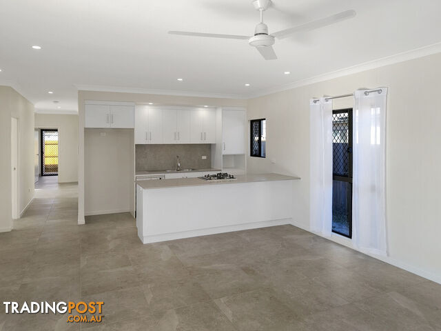27 Summer Street MAREEBA QLD 4880 - photo 3 of 13