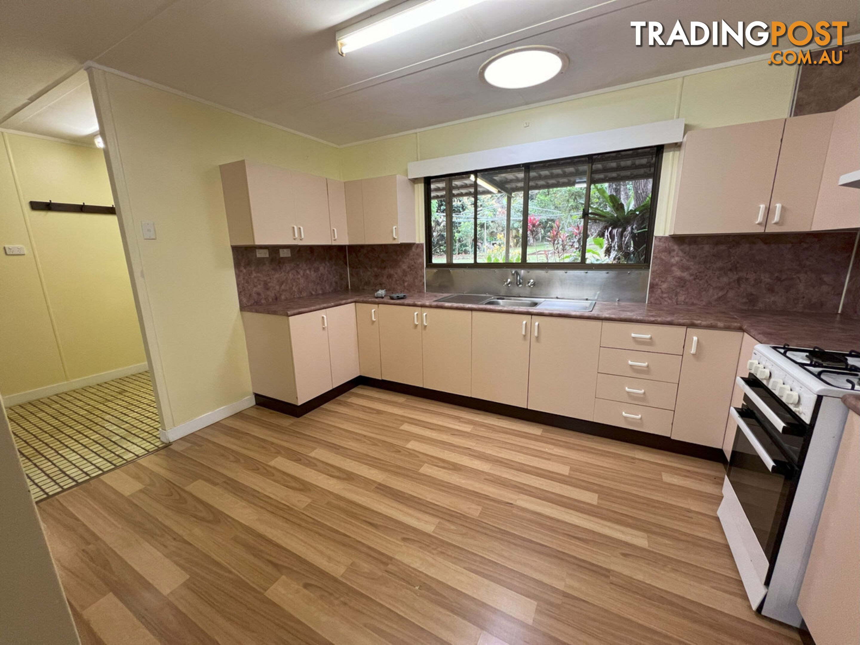 21 Beech Street YUNGABURRA QLD 4884