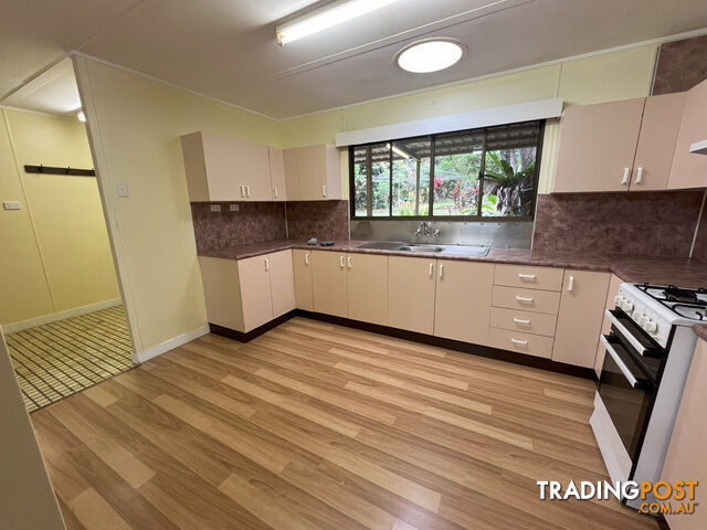 21 Beech Street YUNGABURRA QLD 4884