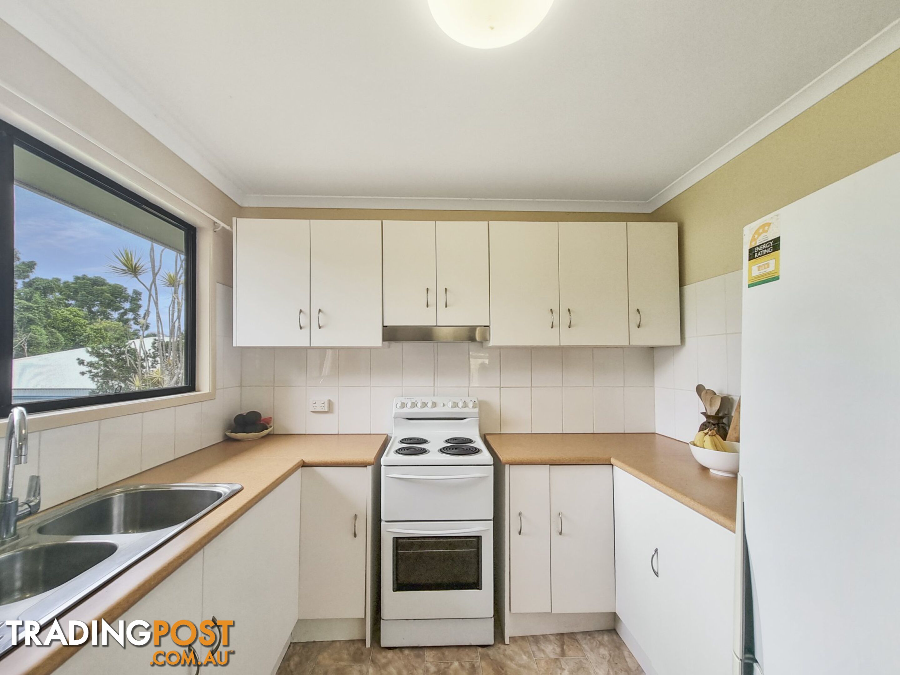 9 Baxter Avenue ATHERTON QLD 4883