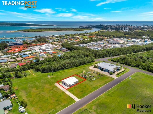 4B Fairtrader Drive YAMBA NSW 2464