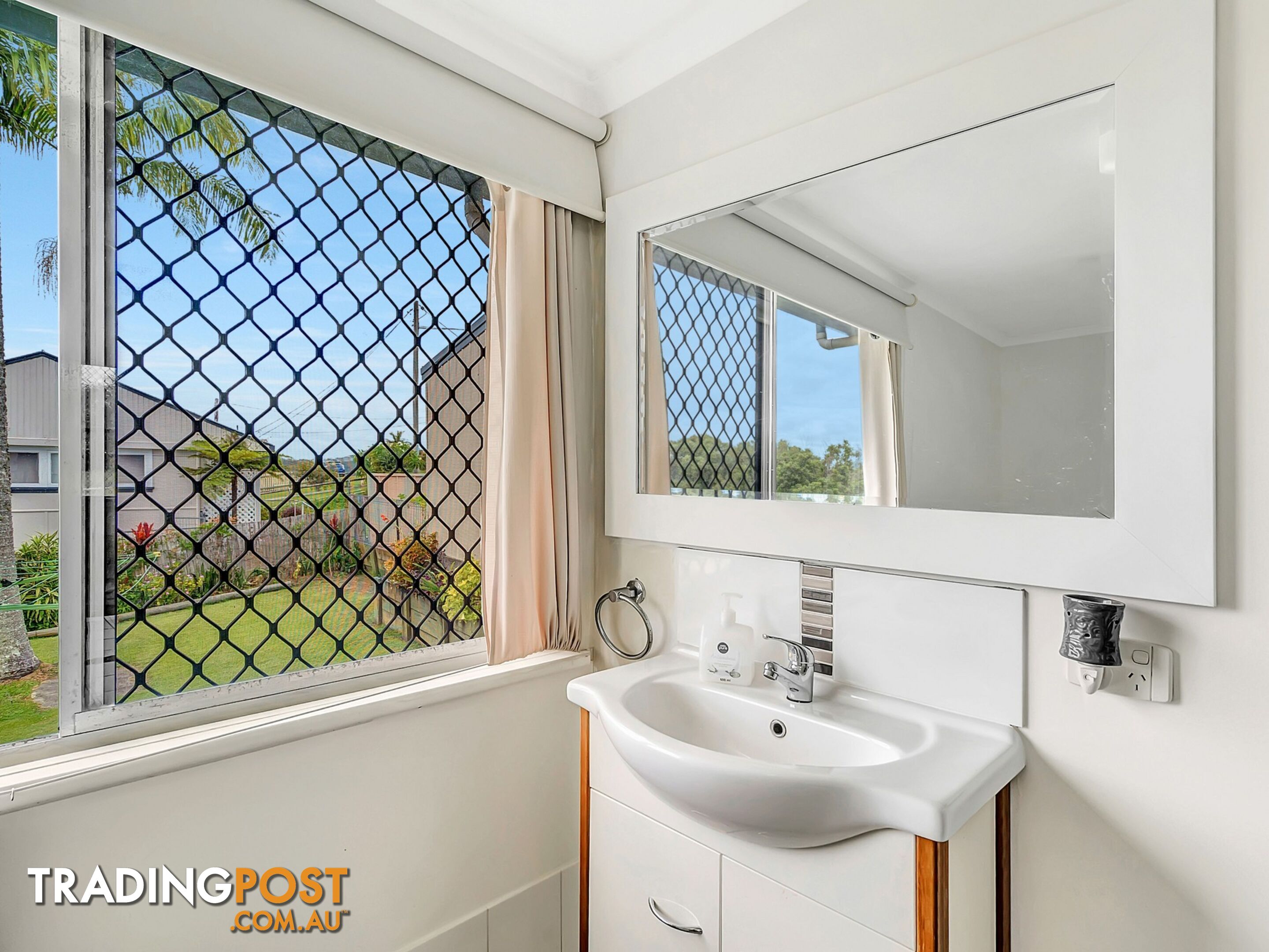 2 Harwood Street MACLEAN NSW 2463