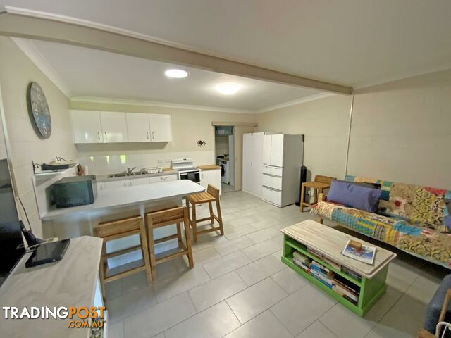 Unit 4/28 Ocean Road BROOMS HEAD NSW 2463