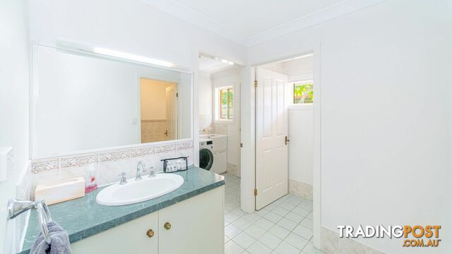 2 Barellan Avenue YAMBA NSW 2464