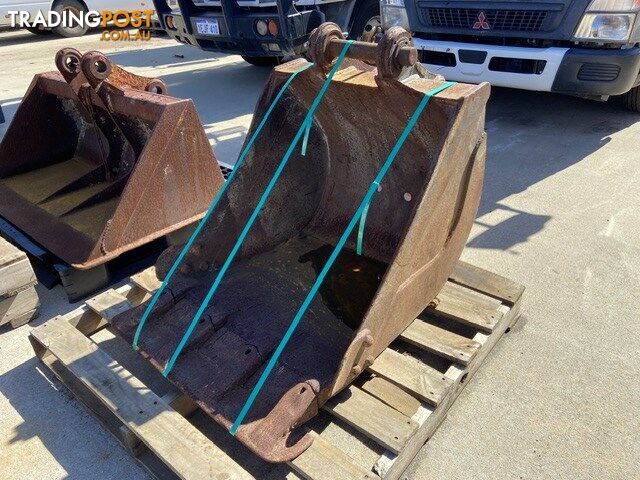 730mm Excavator Bucket