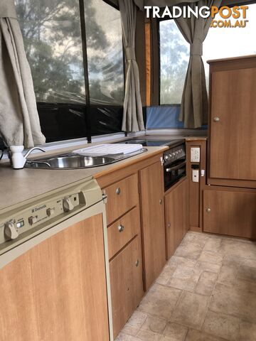 2007 JAYCO PENGUIN - photo 3 of 10