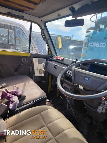 1987 Daihatsu Delta Tipper Truck - photo 2 of 6
