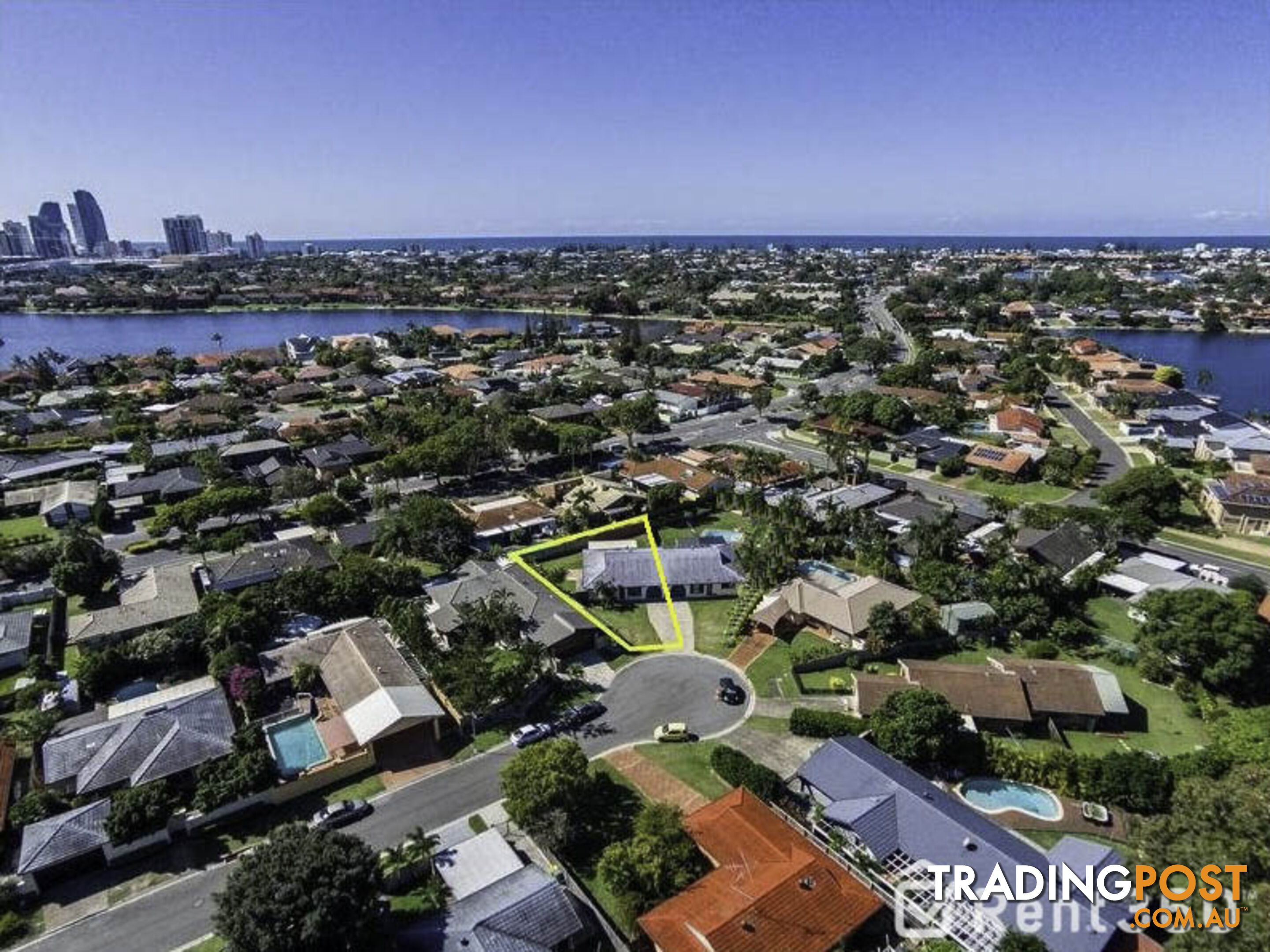 1 16 Timana Avenue MERMAID WATERS QLD 4218