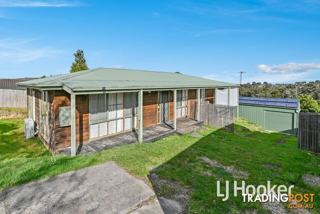 13 Breyleigh Drive PAKENHAM VIC 3810