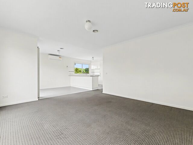 5/140 Toomuc Valley Road PAKENHAM VIC 3810 - photo 4 of 12