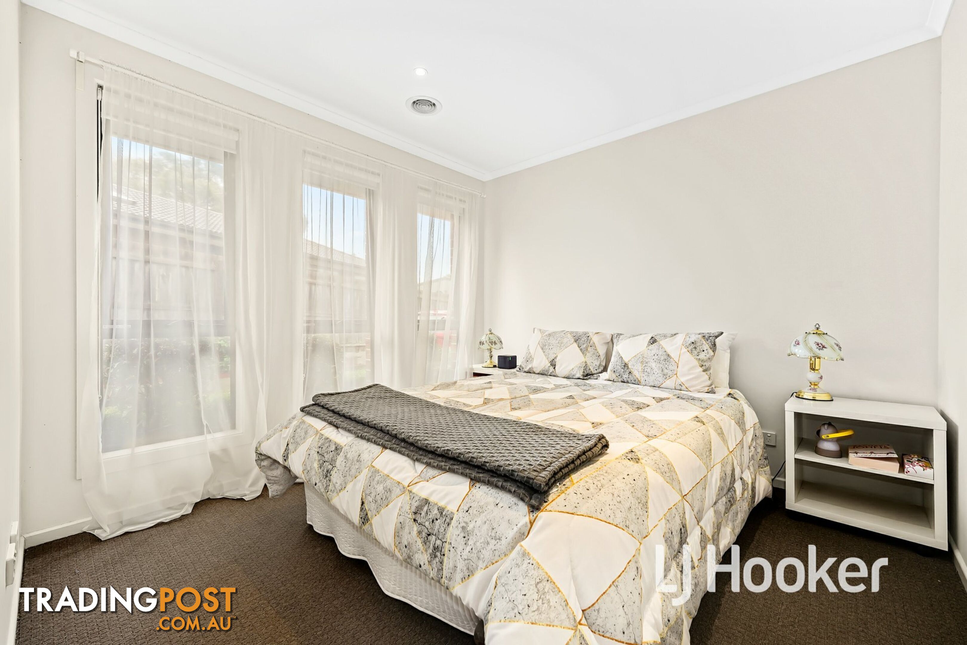 2/14 Hair Court BEACONSFIELD VIC 3807