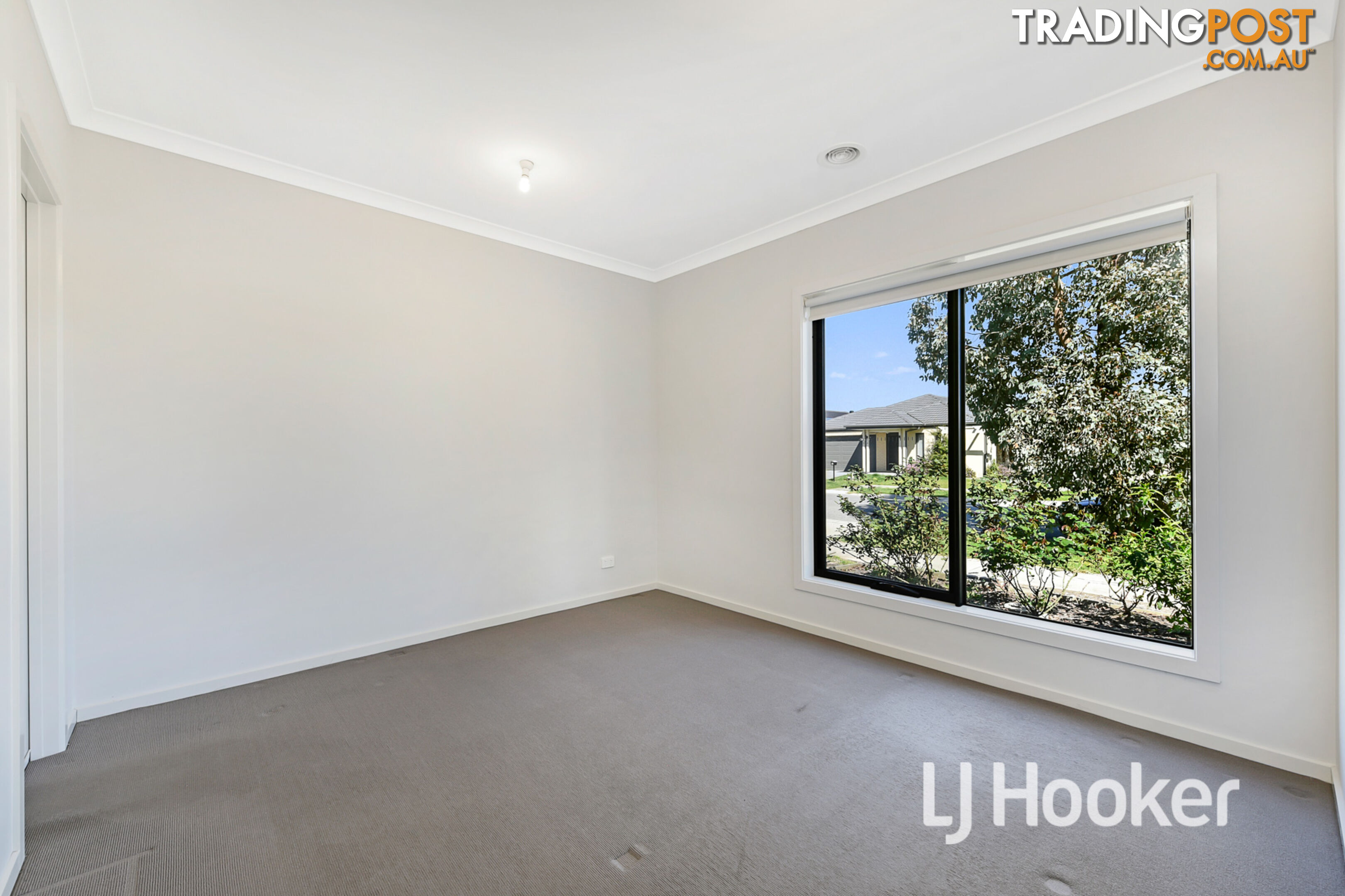 67 Willowtree Drive PAKENHAM VIC 3810