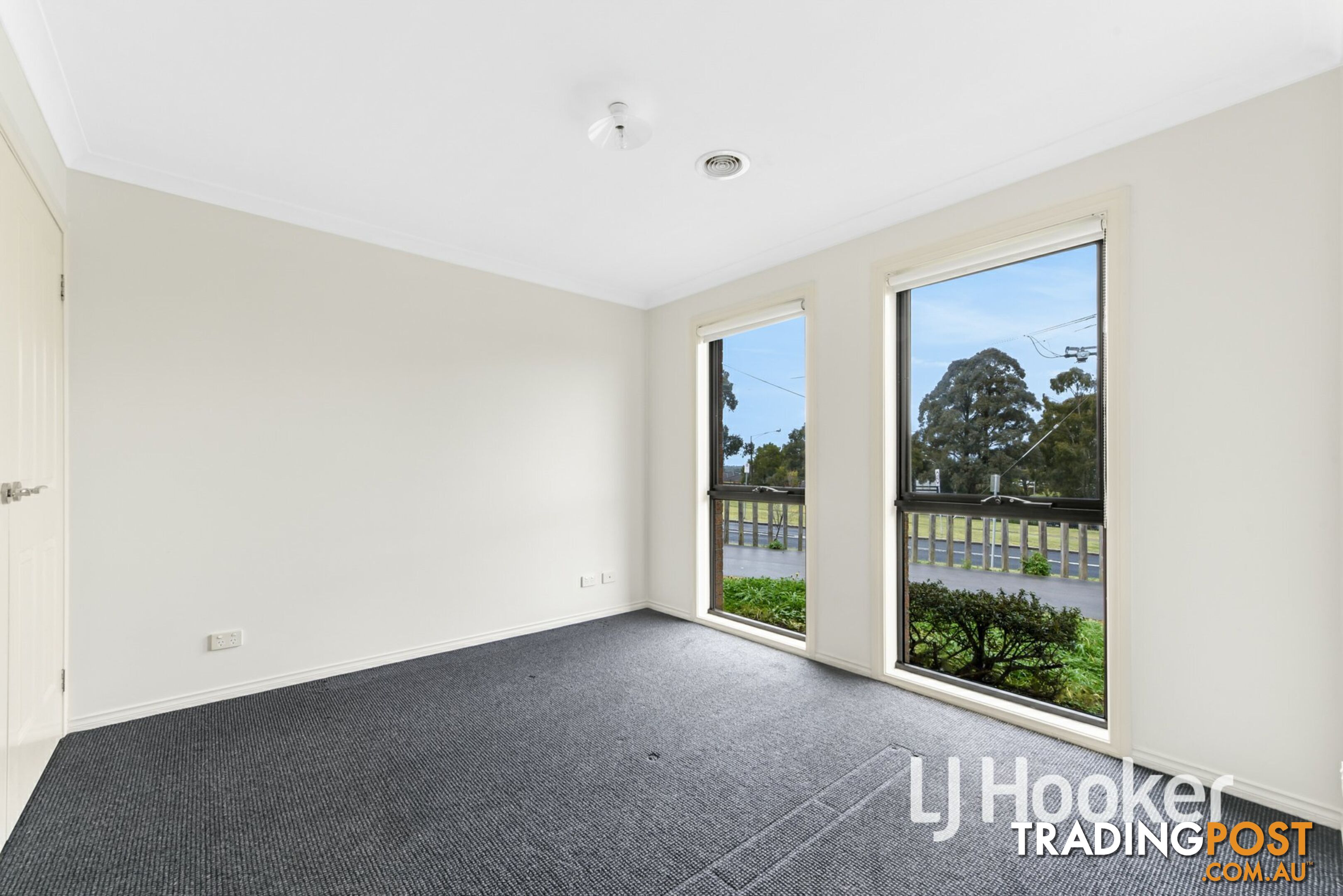 3/4 McClenaghan Place PAKENHAM VIC 3810