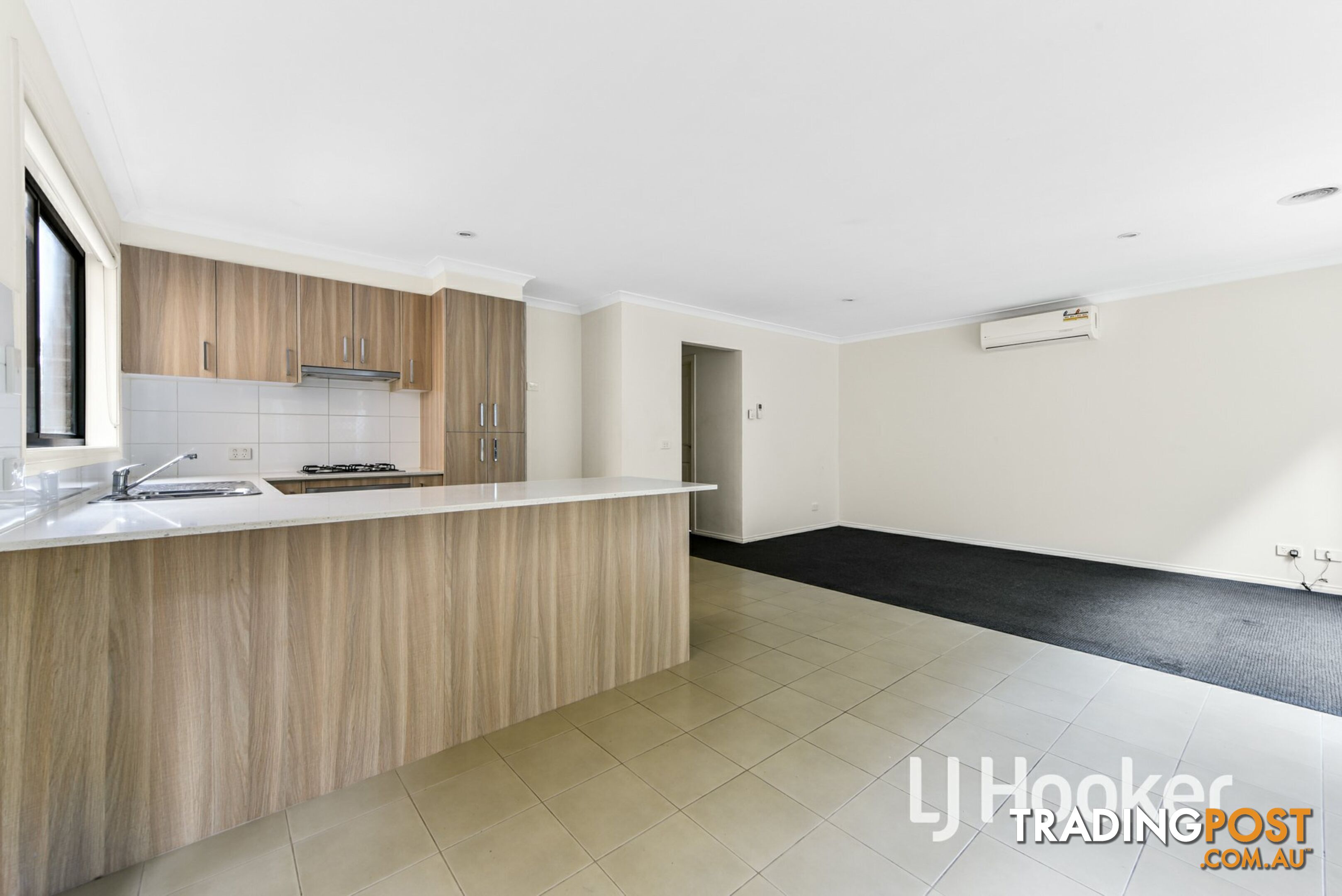 3/4 McClenaghan Place PAKENHAM VIC 3810