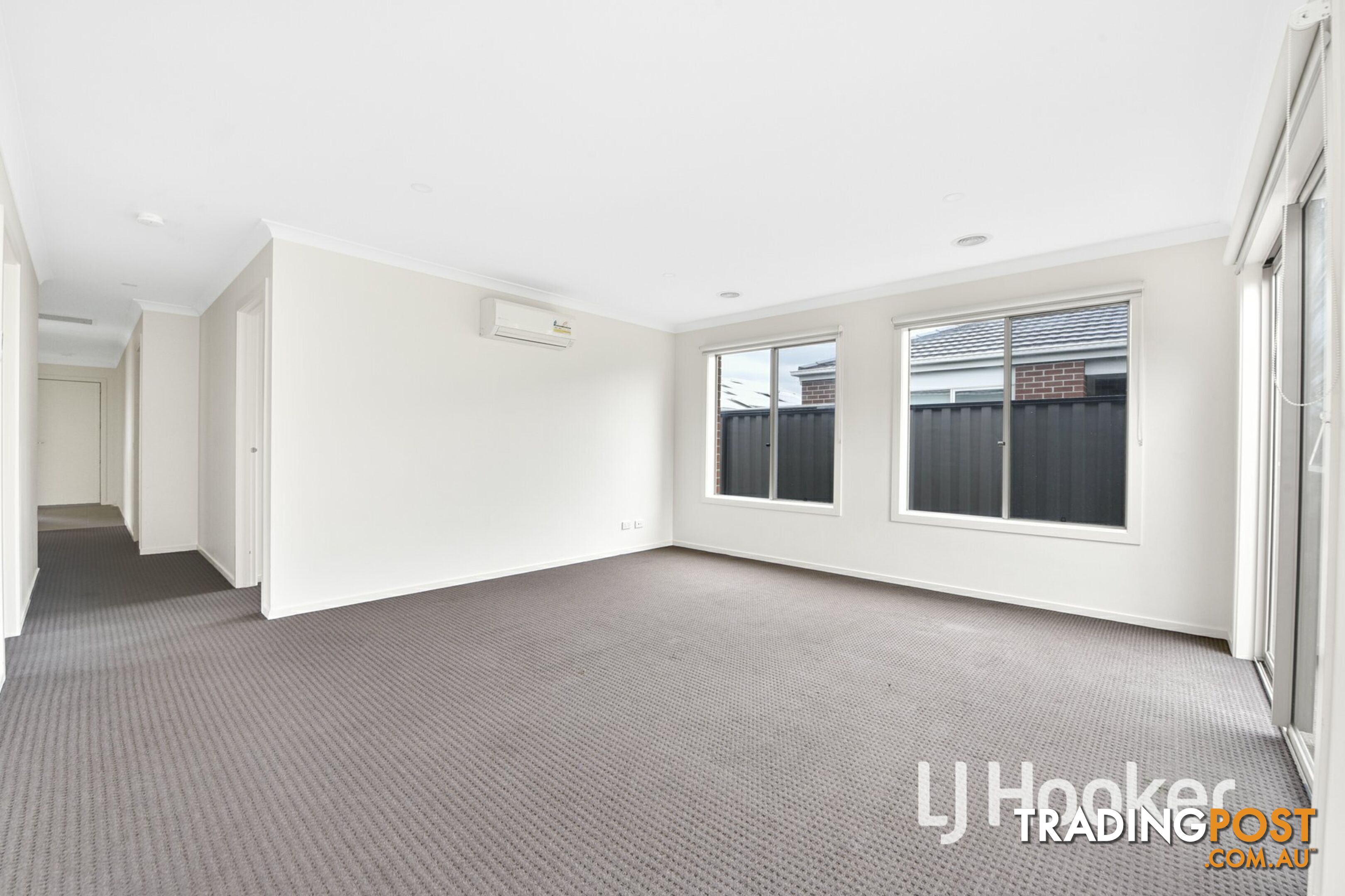 16 Hillsborough Crescent BERWICK VIC 3806