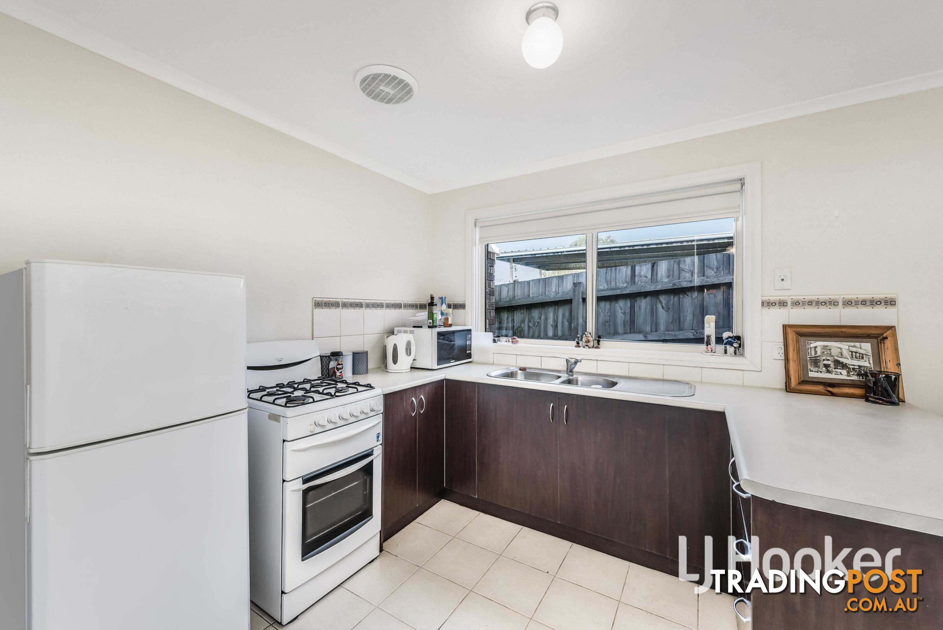 6/5 Glenda Court PAKENHAM VIC 3810