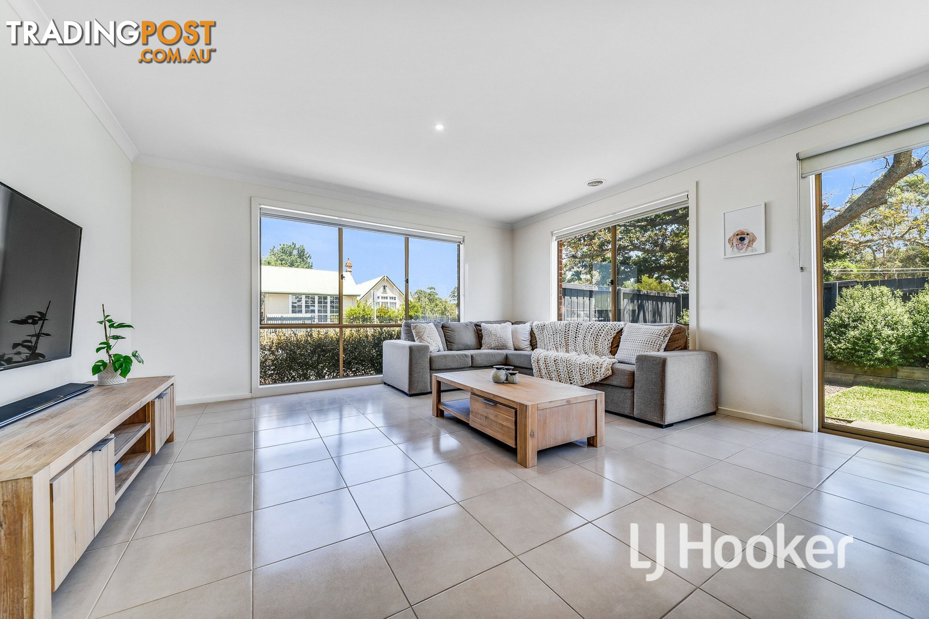 1 Trinidad Walk PAKENHAM VIC 3810