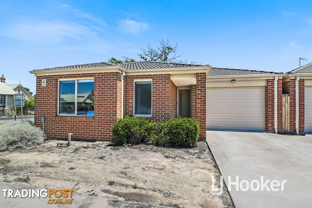 1 Trinidad Walk PAKENHAM VIC 3810