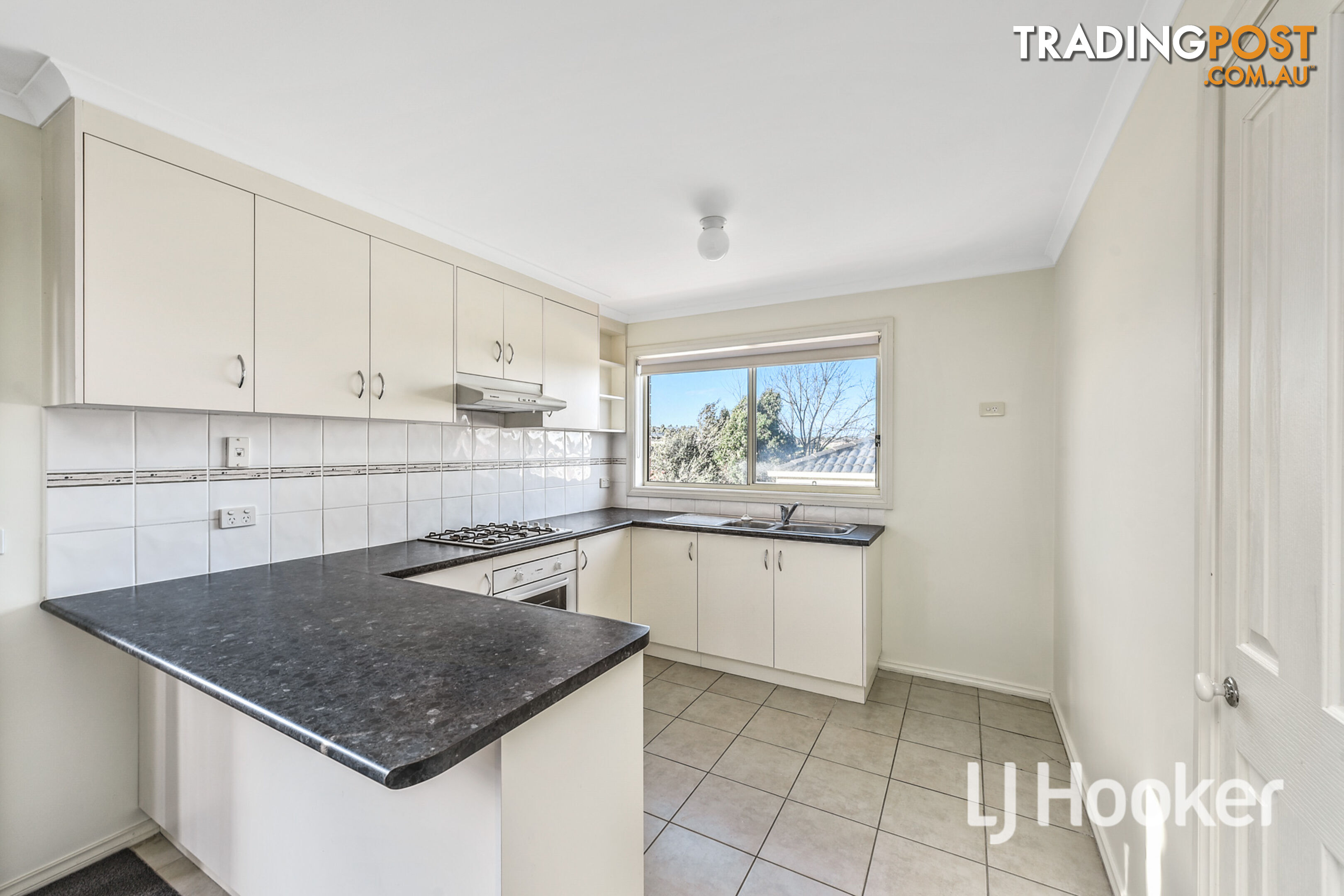 3/3 Hale Place PAKENHAM VIC 3810