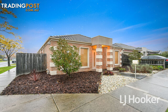 34 Sandalwood Drive PAKENHAM VIC 3810