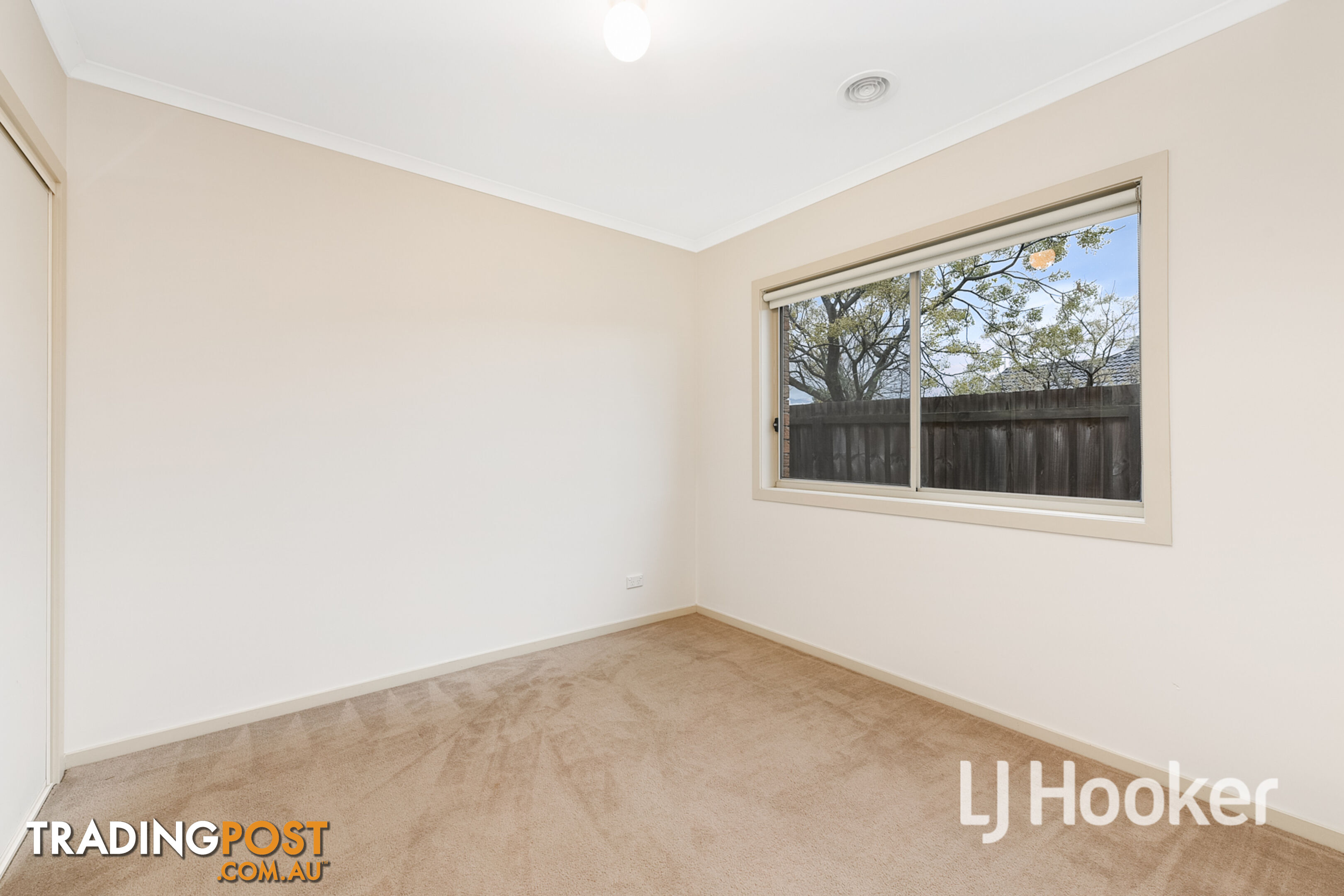 34 Sandalwood Drive PAKENHAM VIC 3810