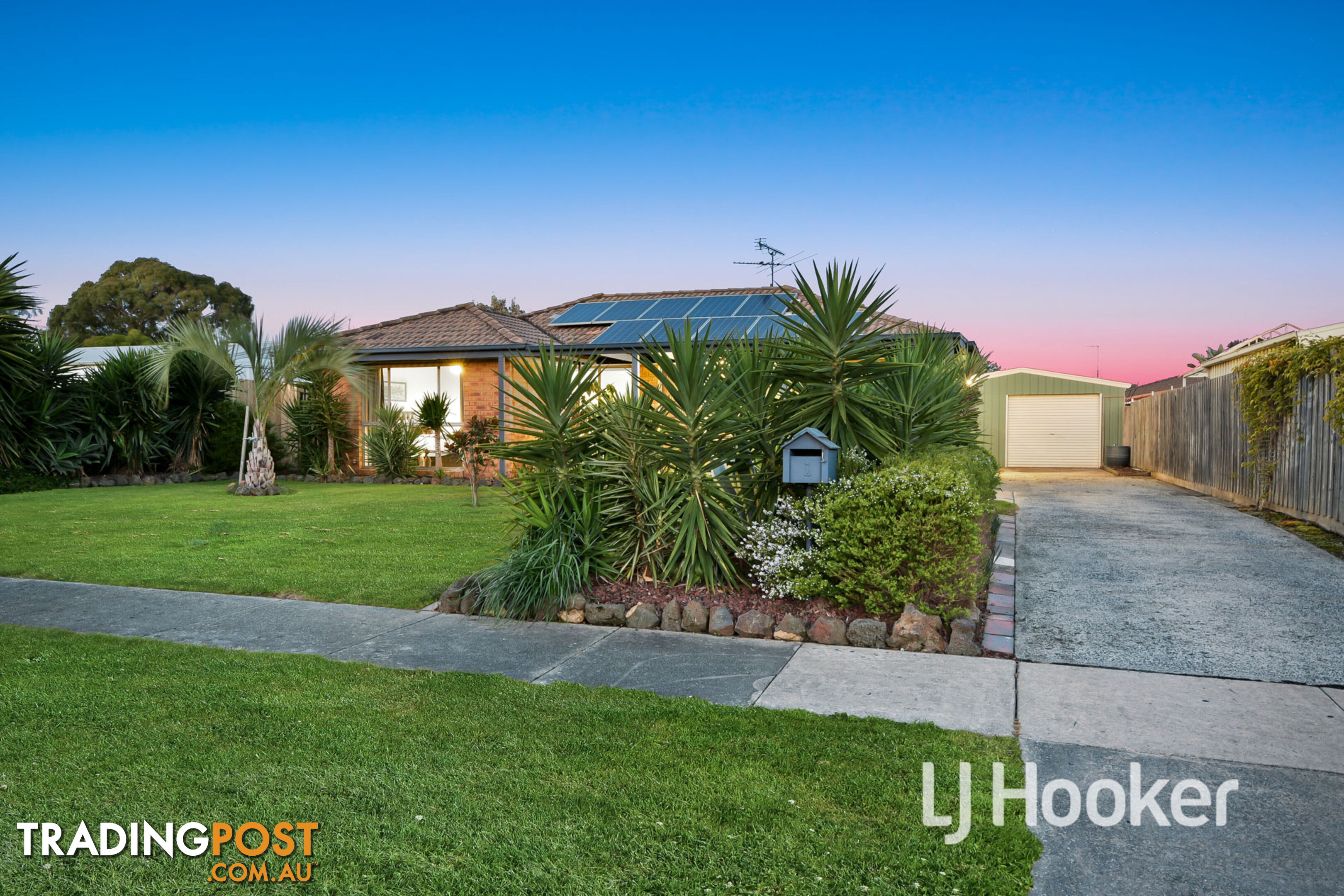 1 Bluegrass Crescent PAKENHAM VIC 3810