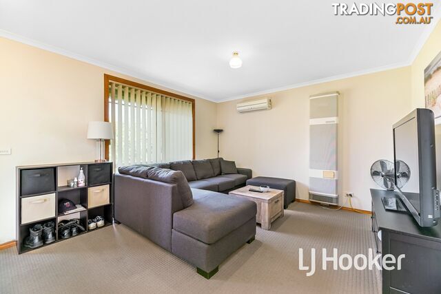 16 Rossi Close PAKENHAM VIC 3810