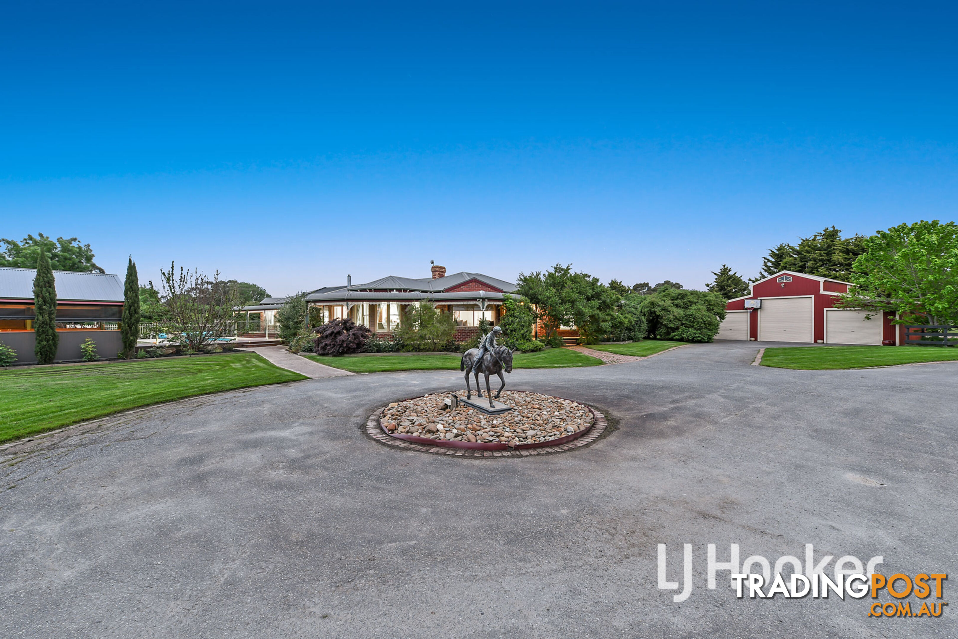 365 Hall Road PAKENHAM VIC 3810