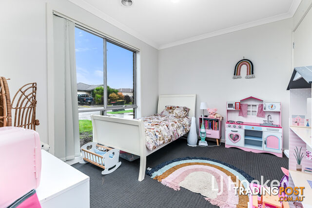 25 Shakespeare Court DROUIN VIC 3818