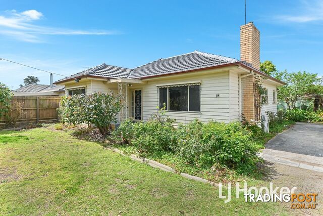 18 John Street PAKENHAM VIC 3810