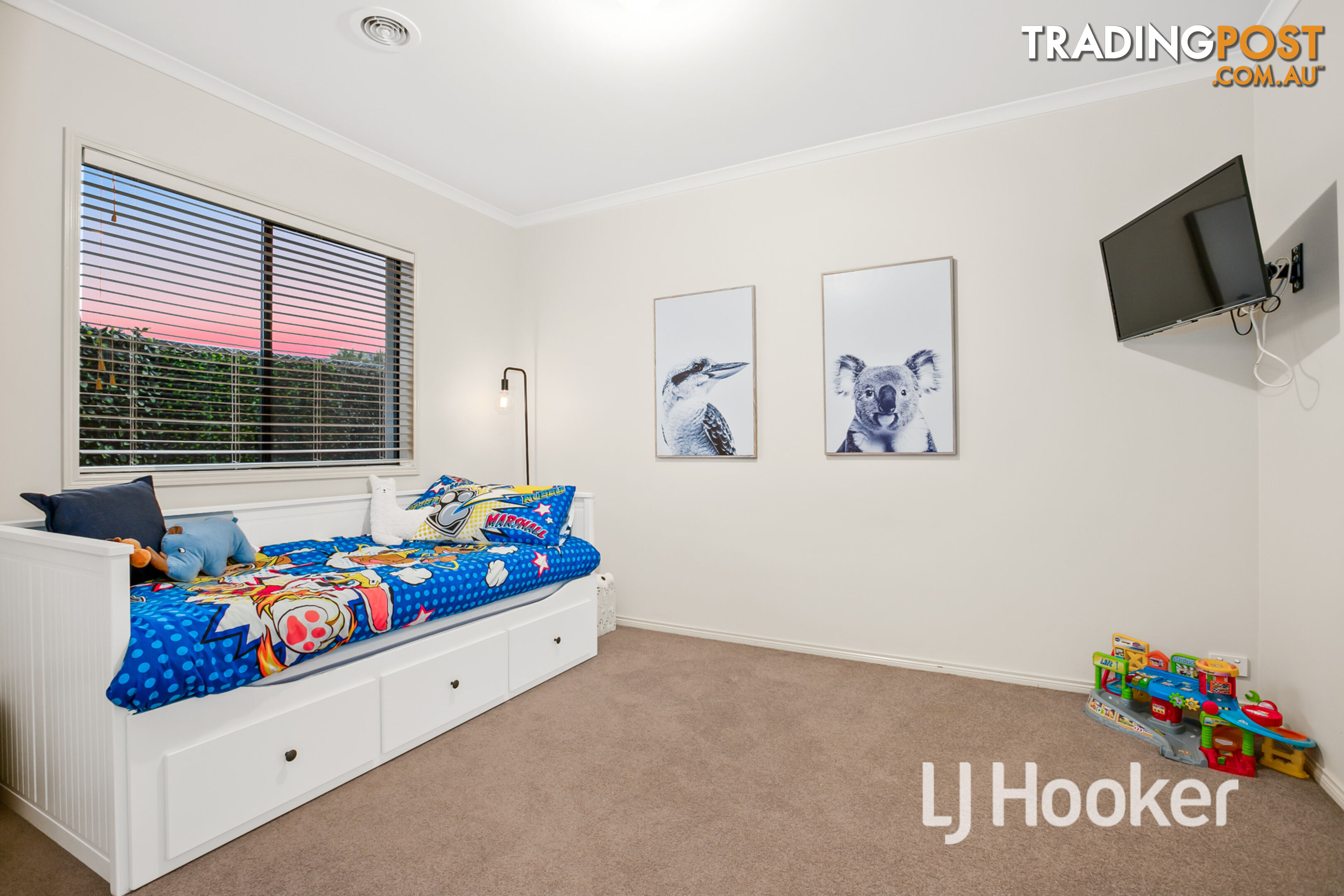 16 Sydney Street NARRE WARREN SOUTH VIC 3805