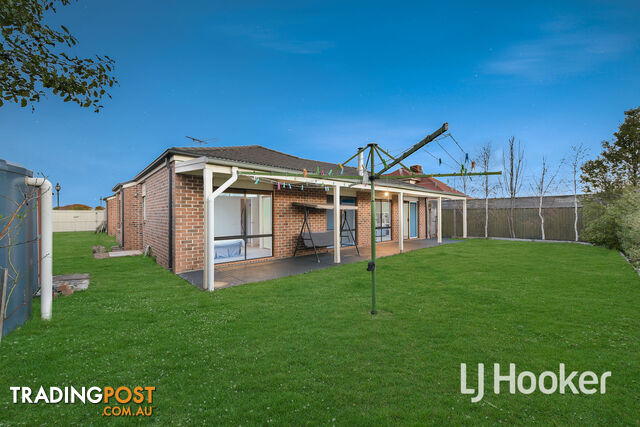 11 Settlers Court PAKENHAM VIC 3810