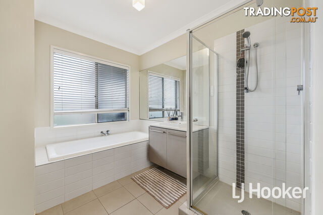 54 Irving Road PAKENHAM VIC 3810