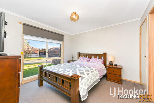 43 Maria Crescent PAKENHAM VIC 3810