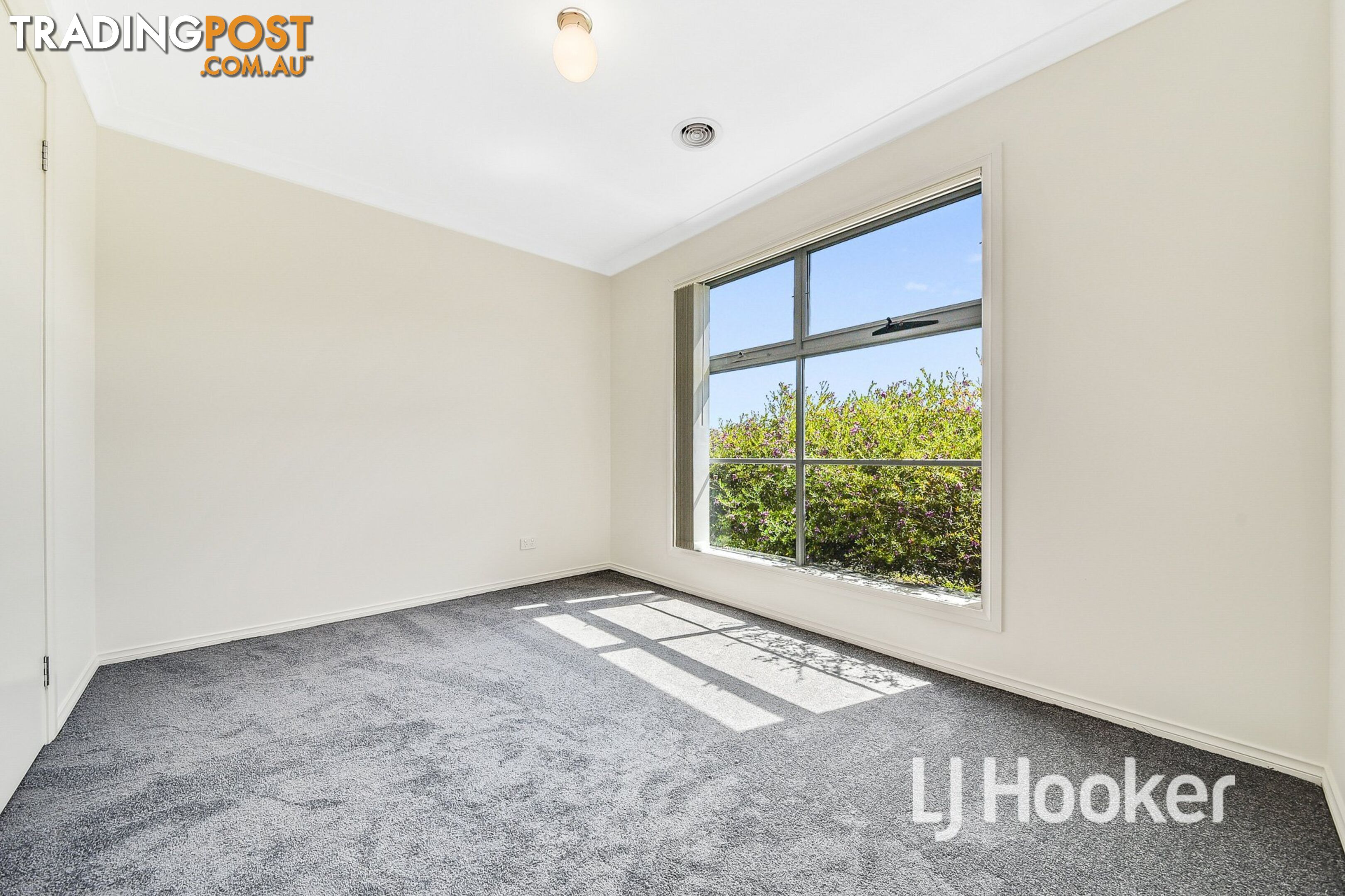 6 McClenaghan Place PAKENHAM VIC 3810