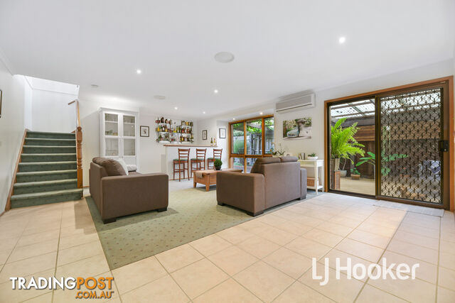 11 Funston Court PAKENHAM VIC 3810