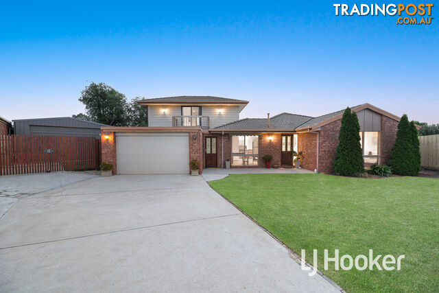 11 Funston Court PAKENHAM VIC 3810