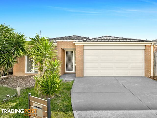 88 Fallingwater Drive PAKENHAM VIC 3810