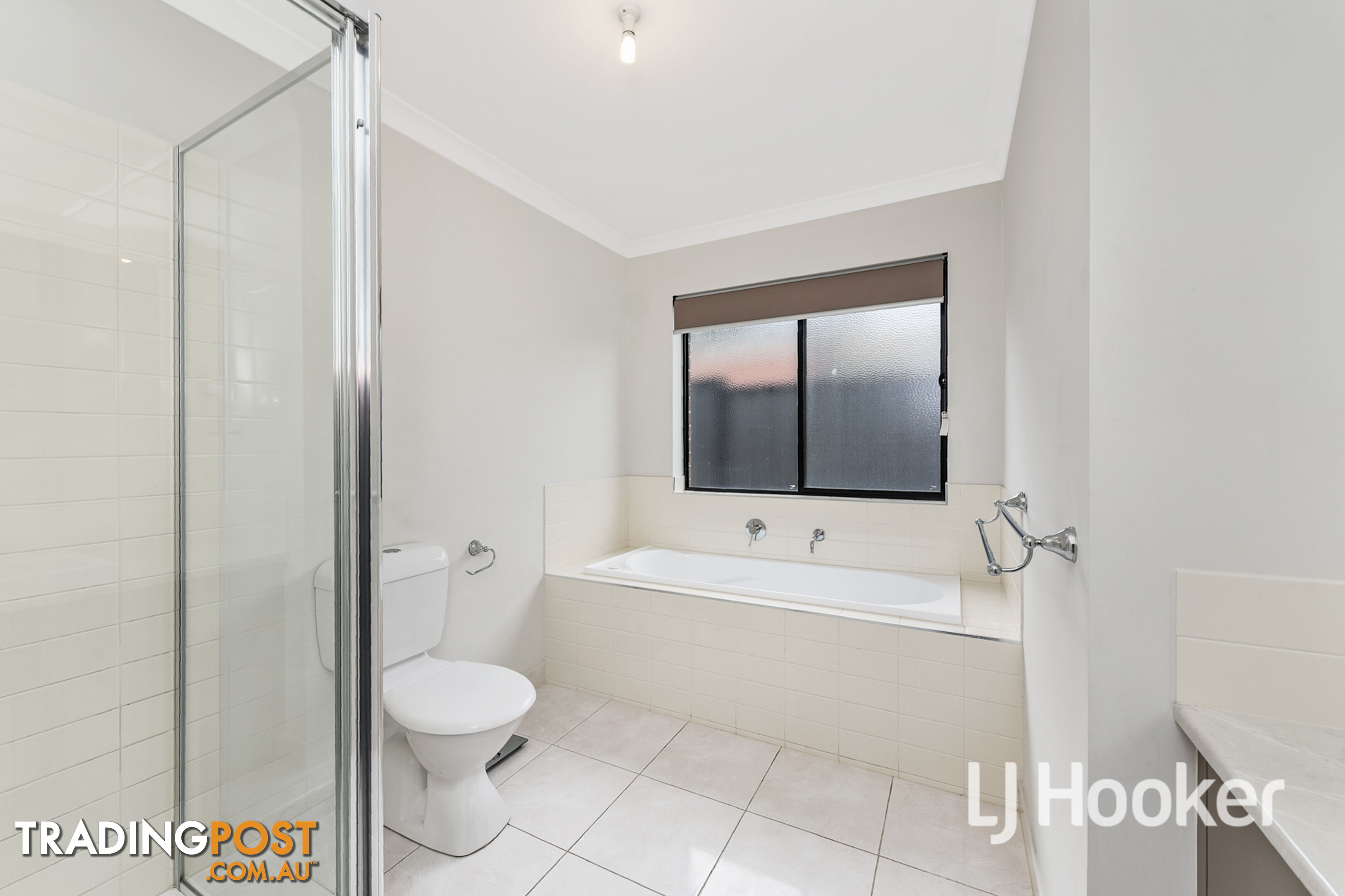 25 Botham Crescent PAKENHAM VIC 3810