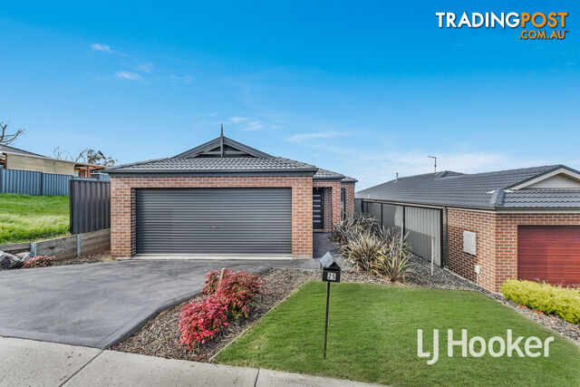 25 Botham Crescent PAKENHAM VIC 3810