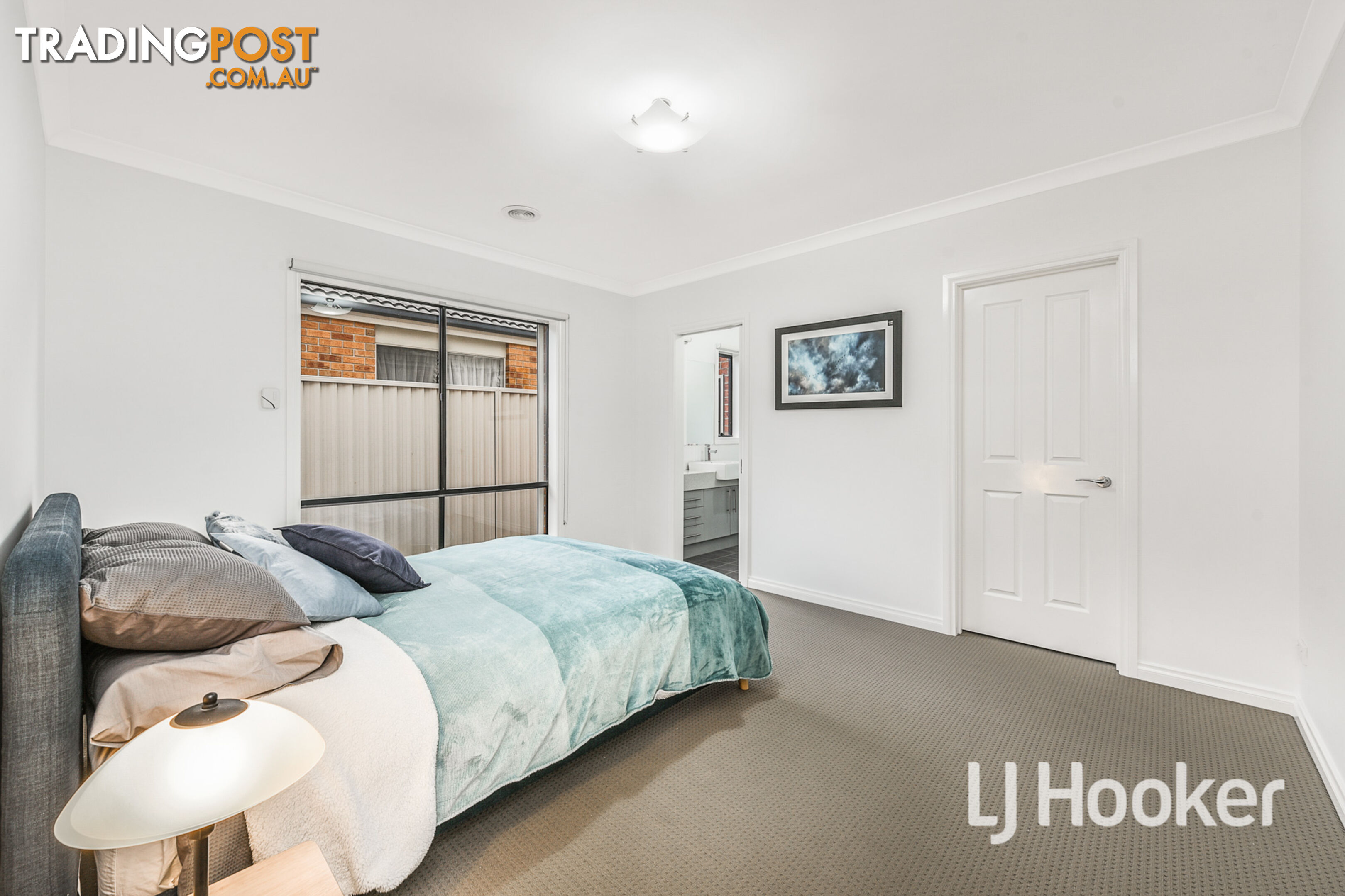 24 Wonboyn Close PAKENHAM VIC 3810