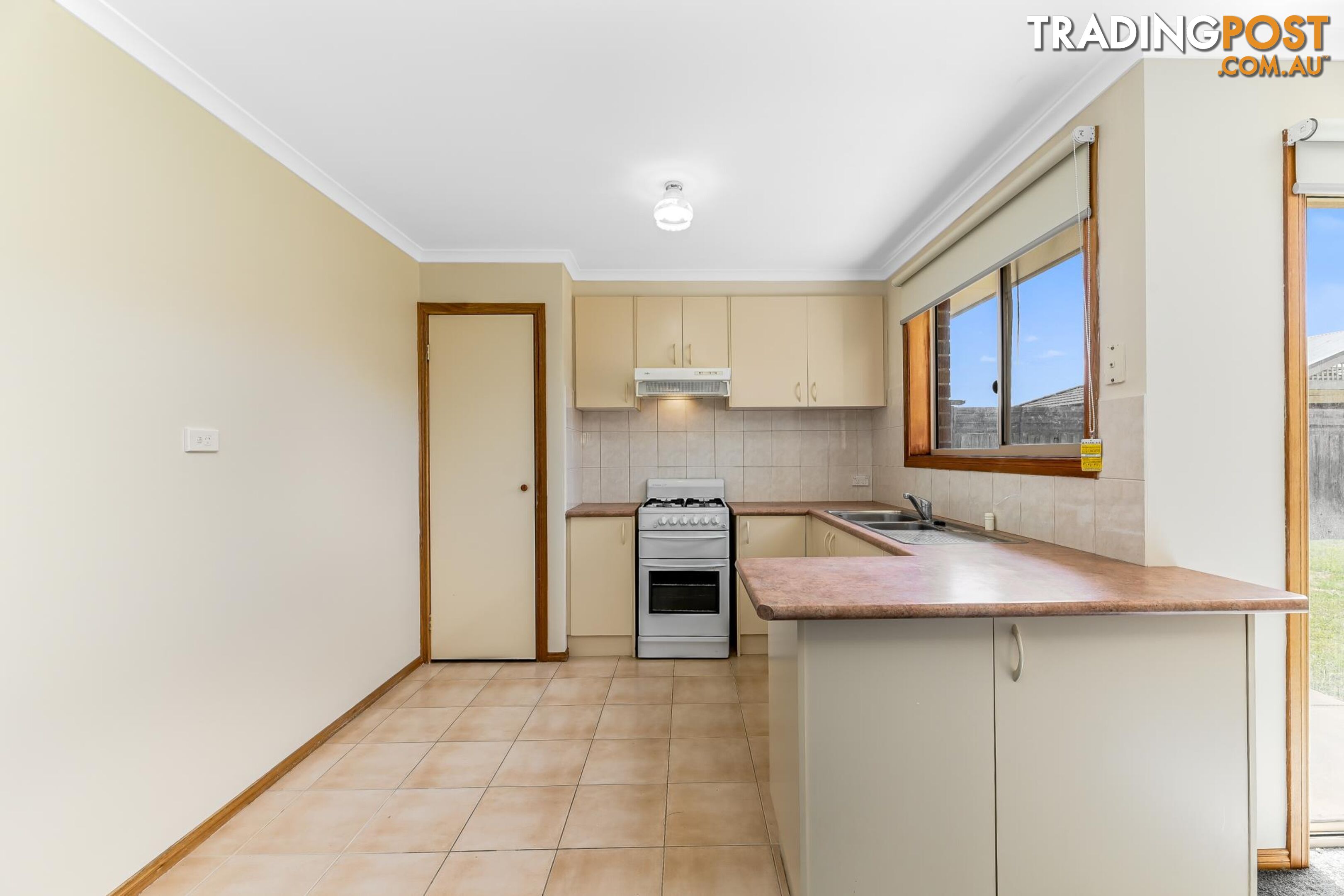 74 Pommel Street PAKENHAM VIC 3810